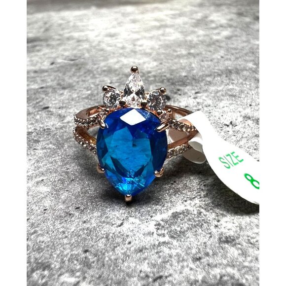 Ring Bomb Party Ring, size 8, NWOT, Blue stone rose gold color band - Picture 8 of 8
